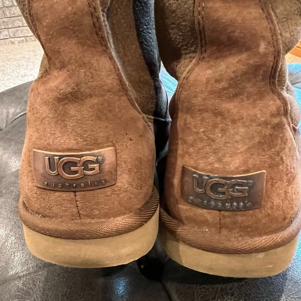 Ugg Brown/Camel Color Shearling Lined Boots Leather and Sheepskin Size 7